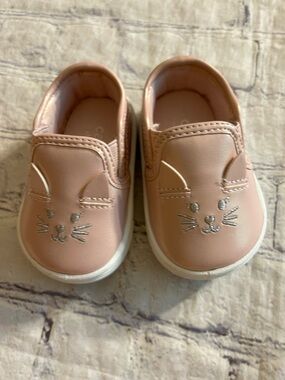 CARTER’S CHILD OF MINE CIRO BABY GIRL PINK CAT FACE SLIPON SNEAKERS SIZE 2M